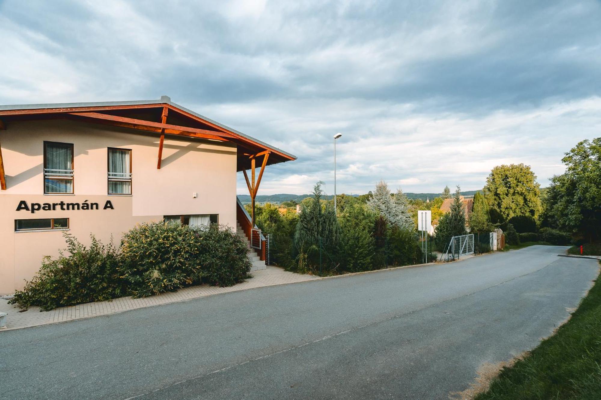 Apartmán A5 pro 3 osoby - Monínec - celoročně Moninec Exterior foto